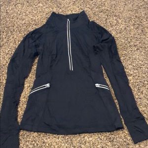 Lululemon half zip jacket size 4 black.